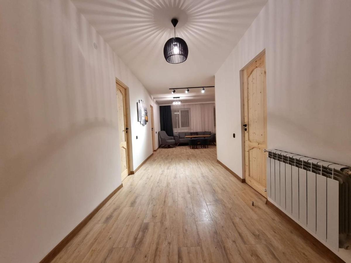 Villa Sunshine , Apartment With 4 Bedrooms,Whole Apartment, Апартмент Целиком Dilidzjan Buitenkant foto